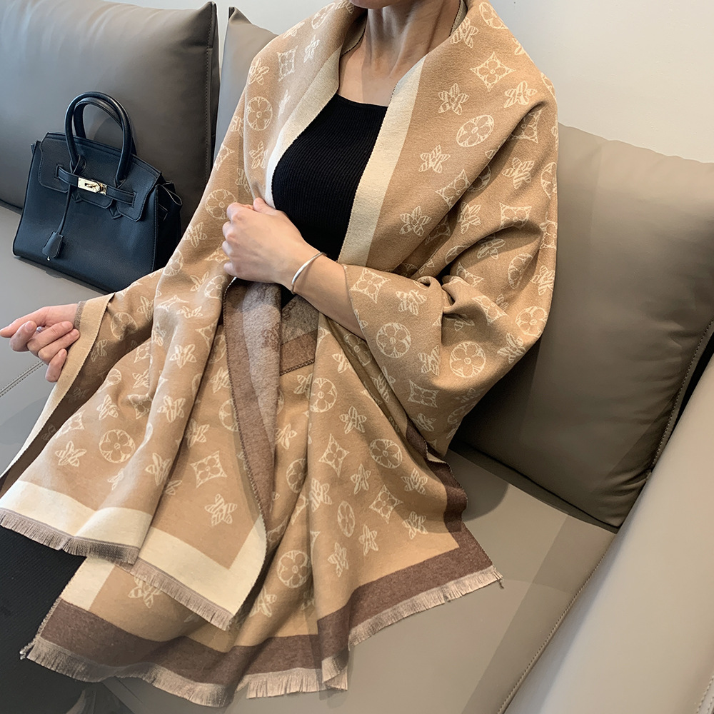Long-flowered shawl dual-use female autumn and winter warm cape long and thick neck elegant 2025