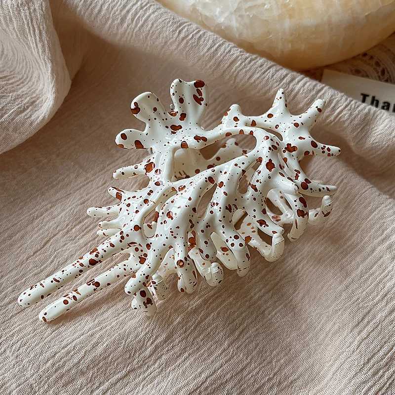 Ocean Conch Hair Claw Clips for Women Colorful Shell Crab Hair Clip Shell Catcher Ins Fairy Summer Sea Y2K Hair Accessories Z250729
