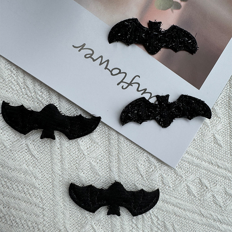 30Pcs/Lot 5.5*2cm Halloween Little bat wings Appliques Festival Decoration Headwear Hair Clip Clothing Hat Decoration Accessories