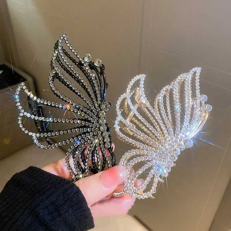 Crystal Pearl Accessories Classic Hair Clip Butterfly Shape Hair Decor Accessories Gifts Shiny Rhinestone Butterfly Hair Claw Z250729