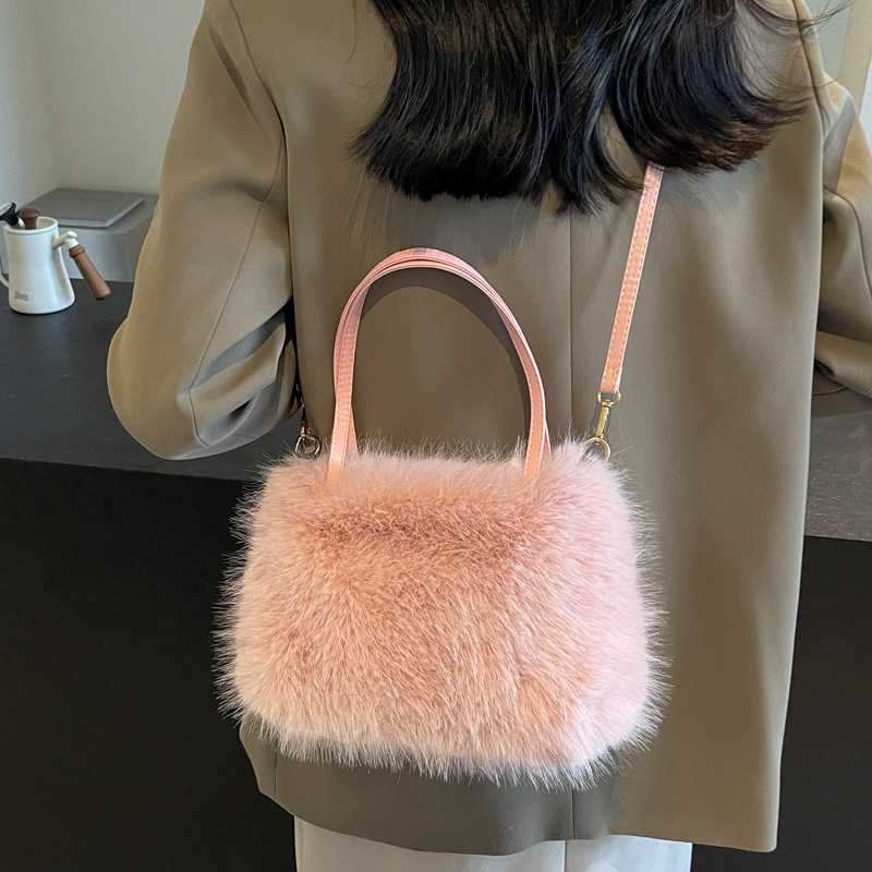 High-Quality Compact Luxury Handbag for Everyday Use - Stylish & Durable Square Shape Purse for Her