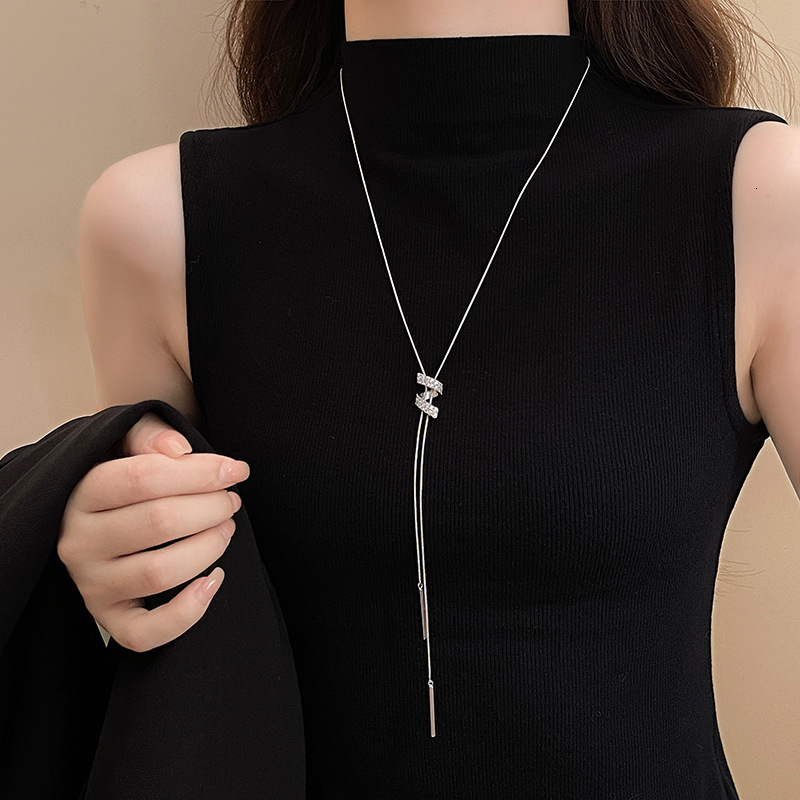 Adjustable Spiral Long Sweater Chain High-End Fashion New Non-Fading Necklace for Women Jewelry for Women