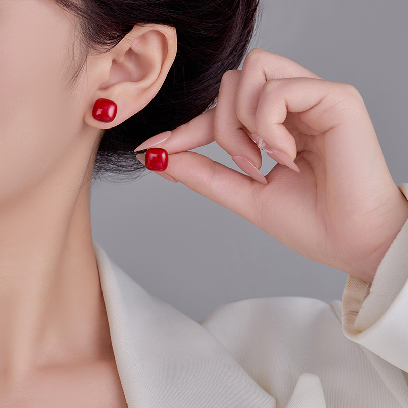 Elegant Freshwater Pearl Square Stud Earrings for Women 18K Real Gold Plated Diamond Imitation Freshwater Stud Pearl Classical Earring Wedding Jewelry