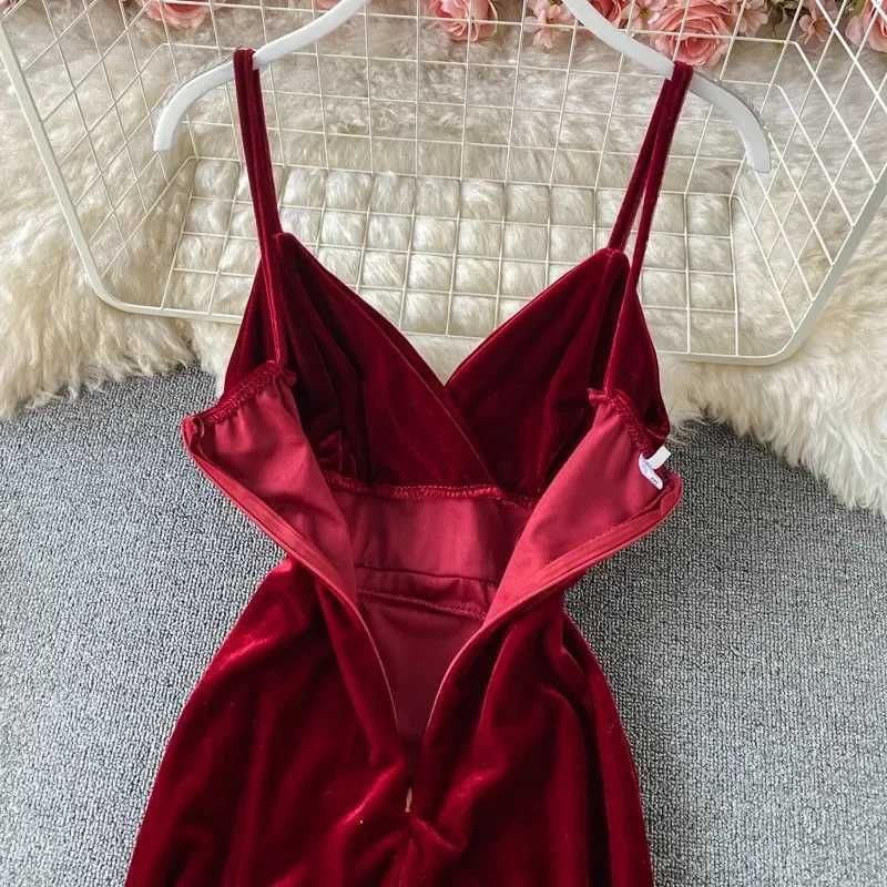 Sexy Deep V Neck Backless Split Dress Off Shoulder Fashion Birthday Party Evening Dress Women Goth Slim Summer Hip Wrap Dress Z250728