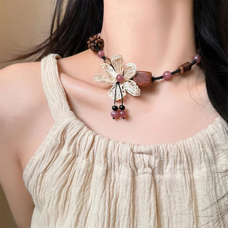 Flower Wood Vintage Cute Elegant Summer Necklace Women Jewelry Trendy Fashion Delicate Party Gifts Personality Accessories QD131 250729