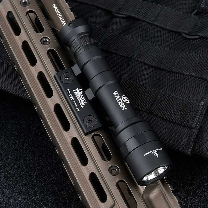 Tactical SF M300 M600 Flashlight White LED Hunting Airsoft Scout Light Metal Offset Base Fit Mlok Keymod Rail Accessory XJ250728