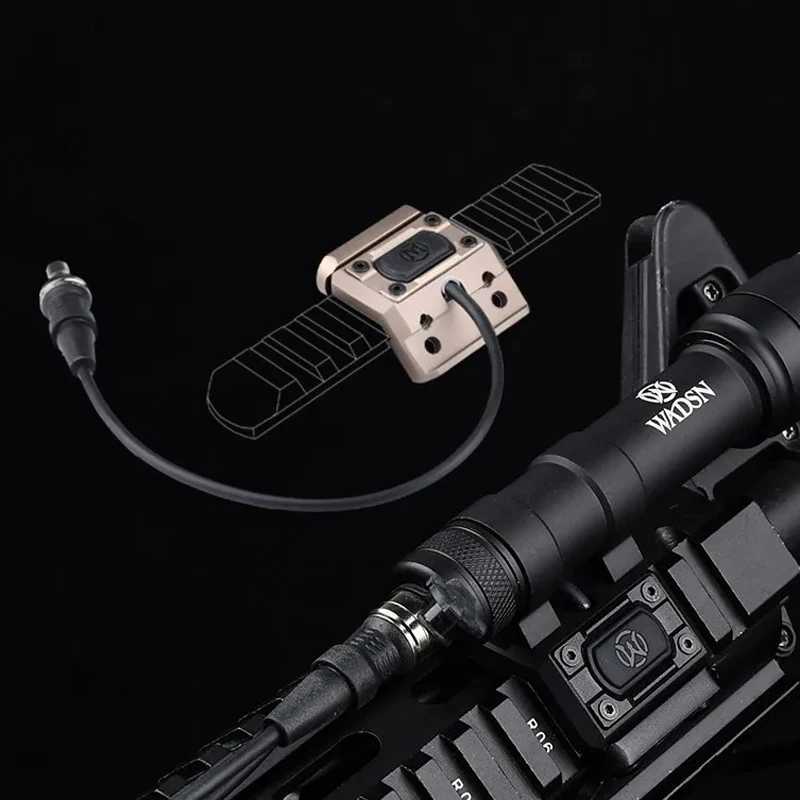 Tactical M300 M300A MINI Scout Light Metal Flashlight with Mode Button Switch Airsoft Weapon Light Hunting Rifle Flashlight R250728