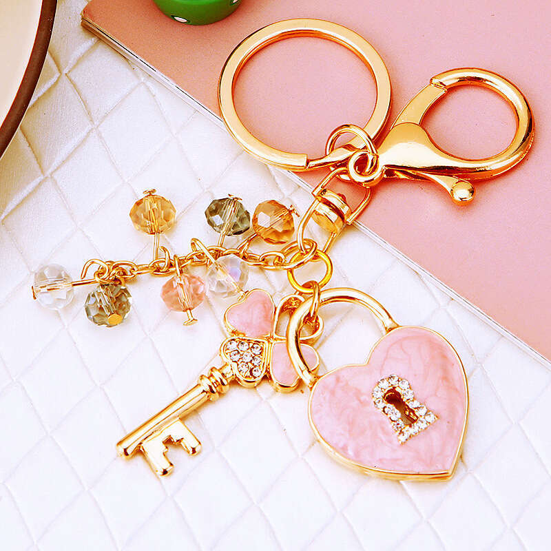 Four-leaf Clover Heart Car for Women Creative Inlaid Diamond Concentric Lock Bag Pendant Metal Keychain Ring Gift