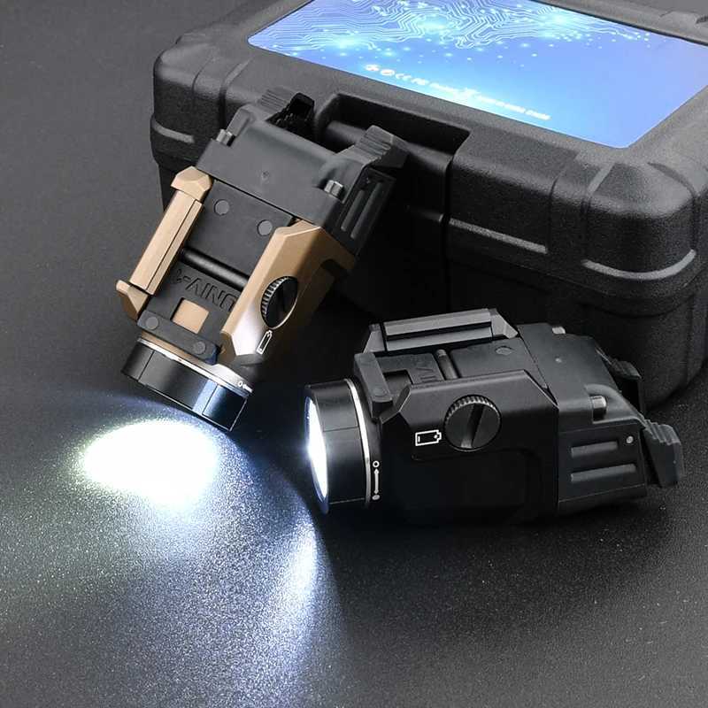 WADSN TR-7 X Tactical Flashlight 800 Lumens Strobe High-Power LED Metal Body with 20mm Rail Mount for Airsoft/Hunting R250728