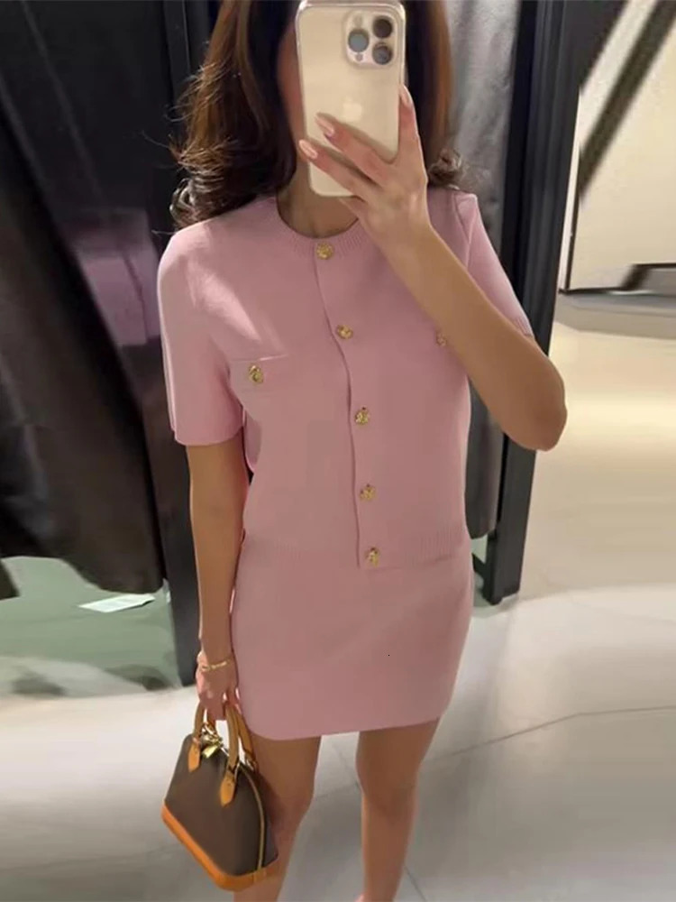 Knitted Mini Skirt Sets for Women 2 Pieces Short Sleeved Suit Casual Two Piece Set Summer Outfit 250729