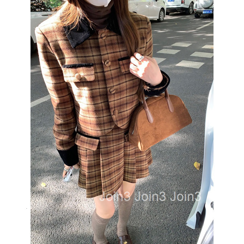 Winter New Melad Plaid Quilted Long Sleeve Jacket Top and Half Skirt Two-Piece Woolen Set