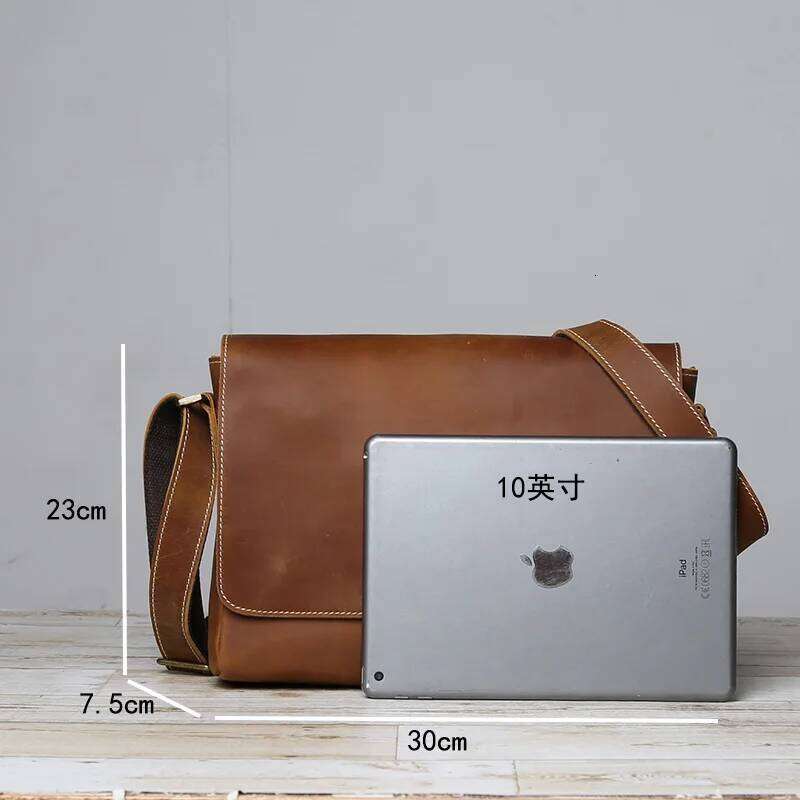 Retro Mad Horse Men's Foreskin Layer Cowhide Single Shoulder Crossbody Leather Horizontal Handmade Messenger Bag