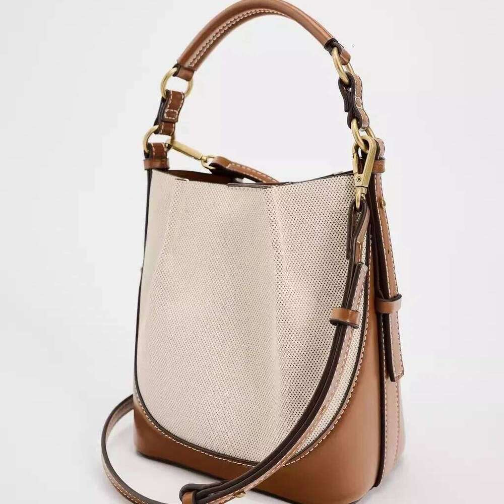 Fashion Wide Strap Bucket High Quality Shoulder Bag Small Purses and Handbags Designer for Women 2024 Crossbody Bags