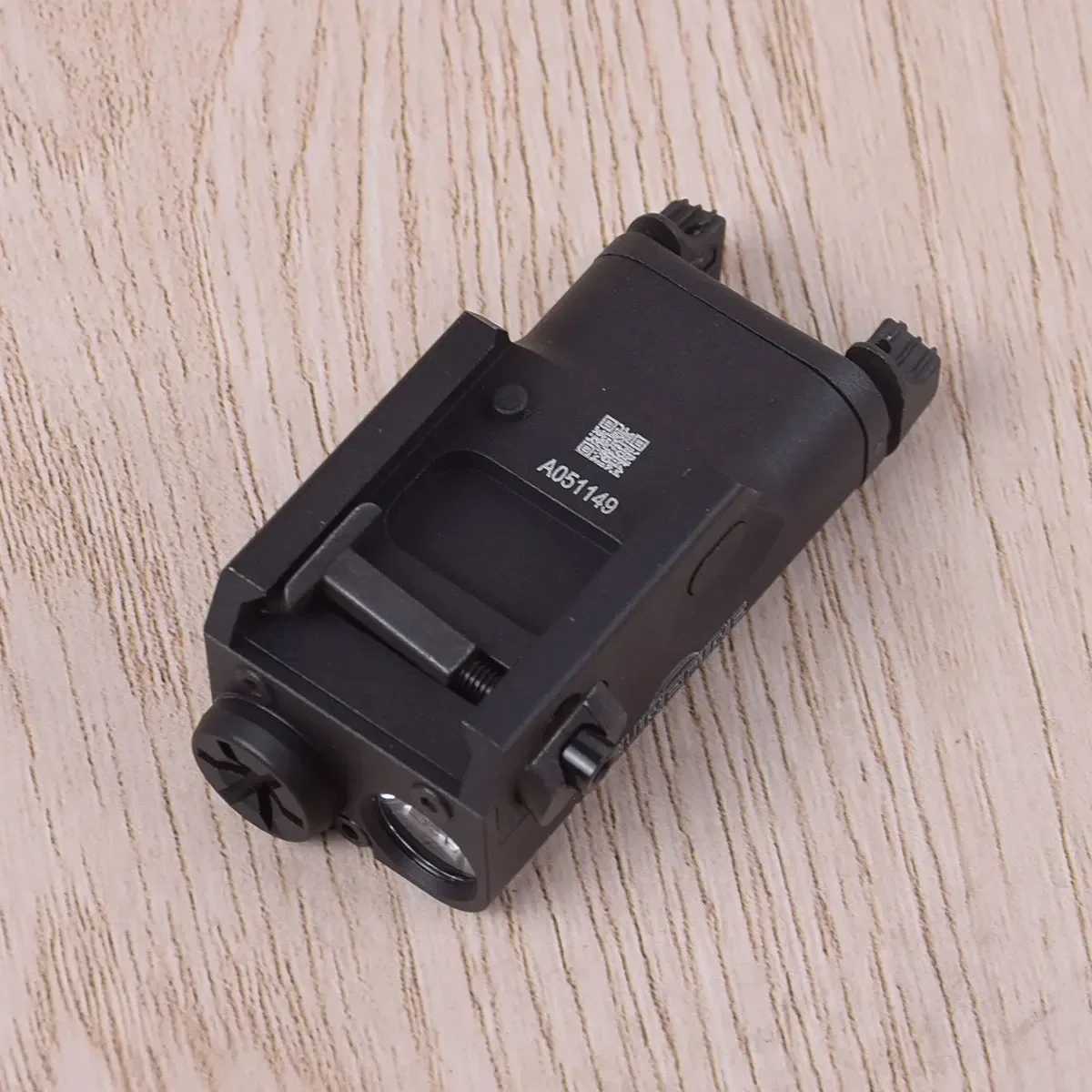 SF XC1 Tactical weapon Light Compact Pistol Flashlight LED Airsoft Used For GK softair weapon R250728