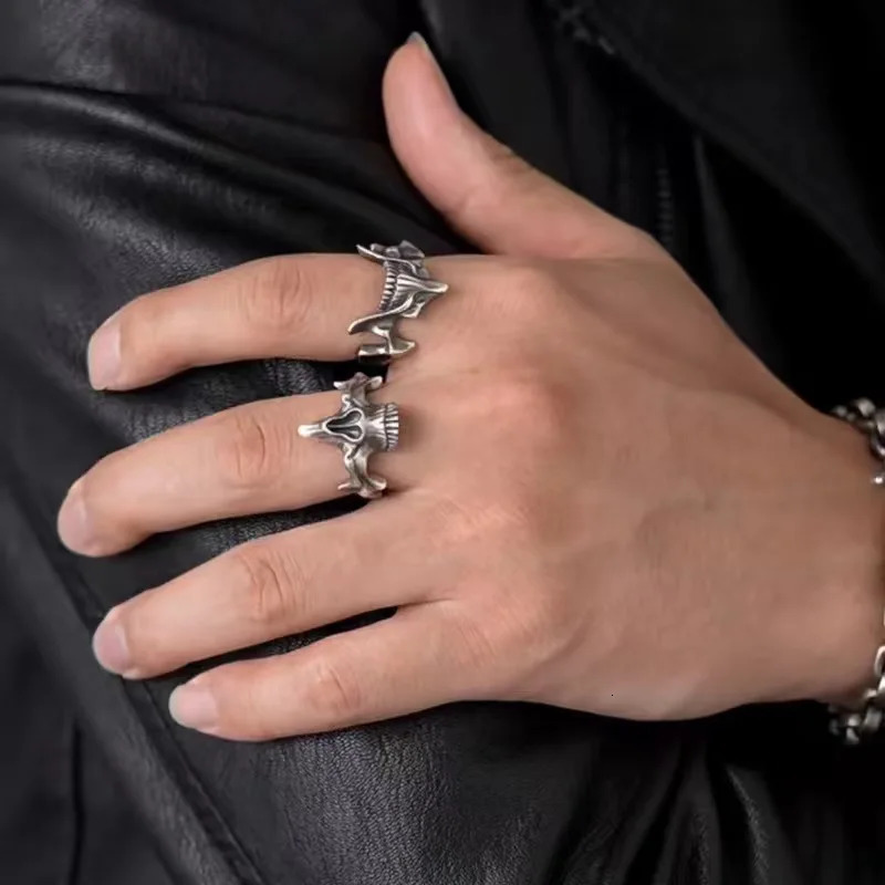 Yhpup2Pcs Vintage Gothic Steel Skull Mask Rings Skull Mask n Alloy Finger Rings Set for Men Women Creative Punk Mens Rings 250729