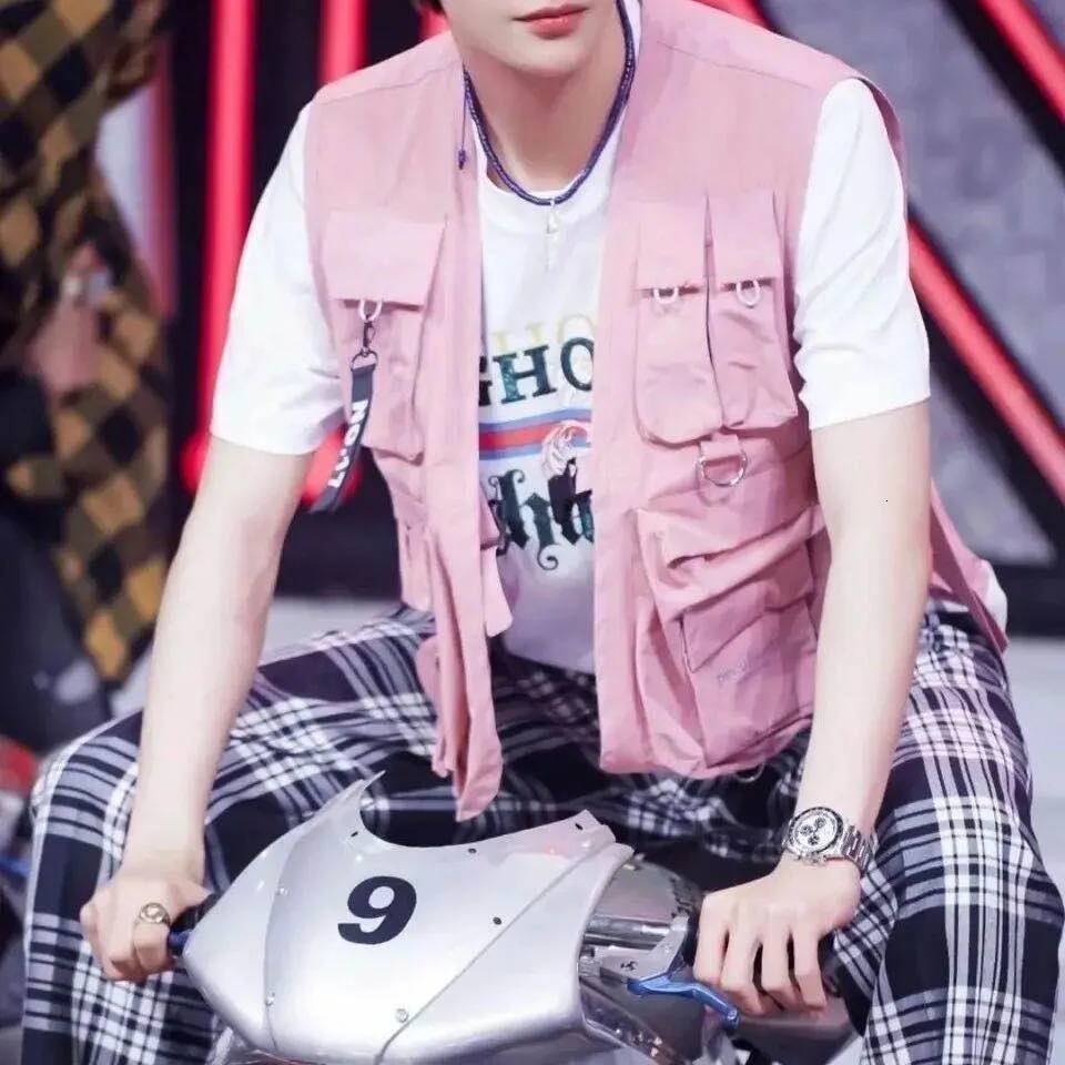 Oversized Pink Vests Multi-Pocket Sleeveless Cargo Jackets Men Military Style Hip Hop Y2k Streetwear Casual Clothes