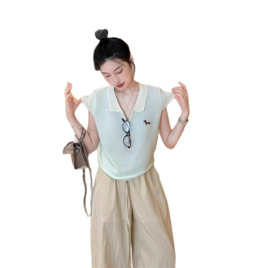 2025 Blue Ice Silk Collar Women's T-shirt Summer Regular Shoulder Color blocked Embroidered Short Sleeve Knitted V-neck Short Top New Designer T-