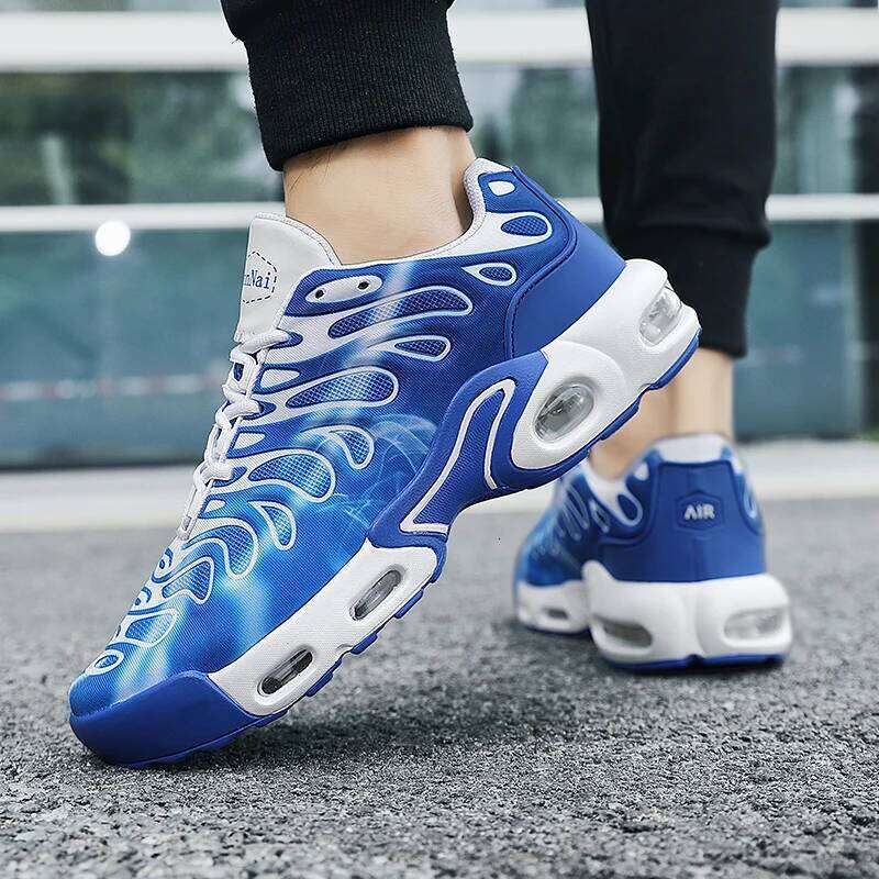 2025 Men's Striped Fashion Sneakers Comfortable Thick Sole Trendy Outdoor Air Cushion Running Shoes Plus Size 39-46