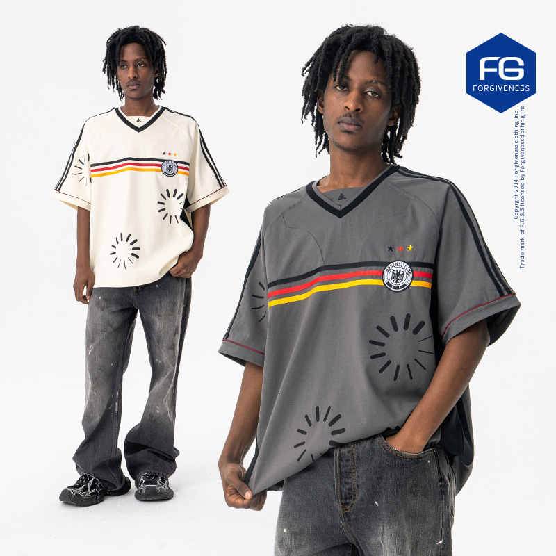 Lanhai Mens Clothing 2025 Spring Summer New Trendy Brand V-Neck Striped Loaded Print Sports Short Sleeve T-Shirt for Men