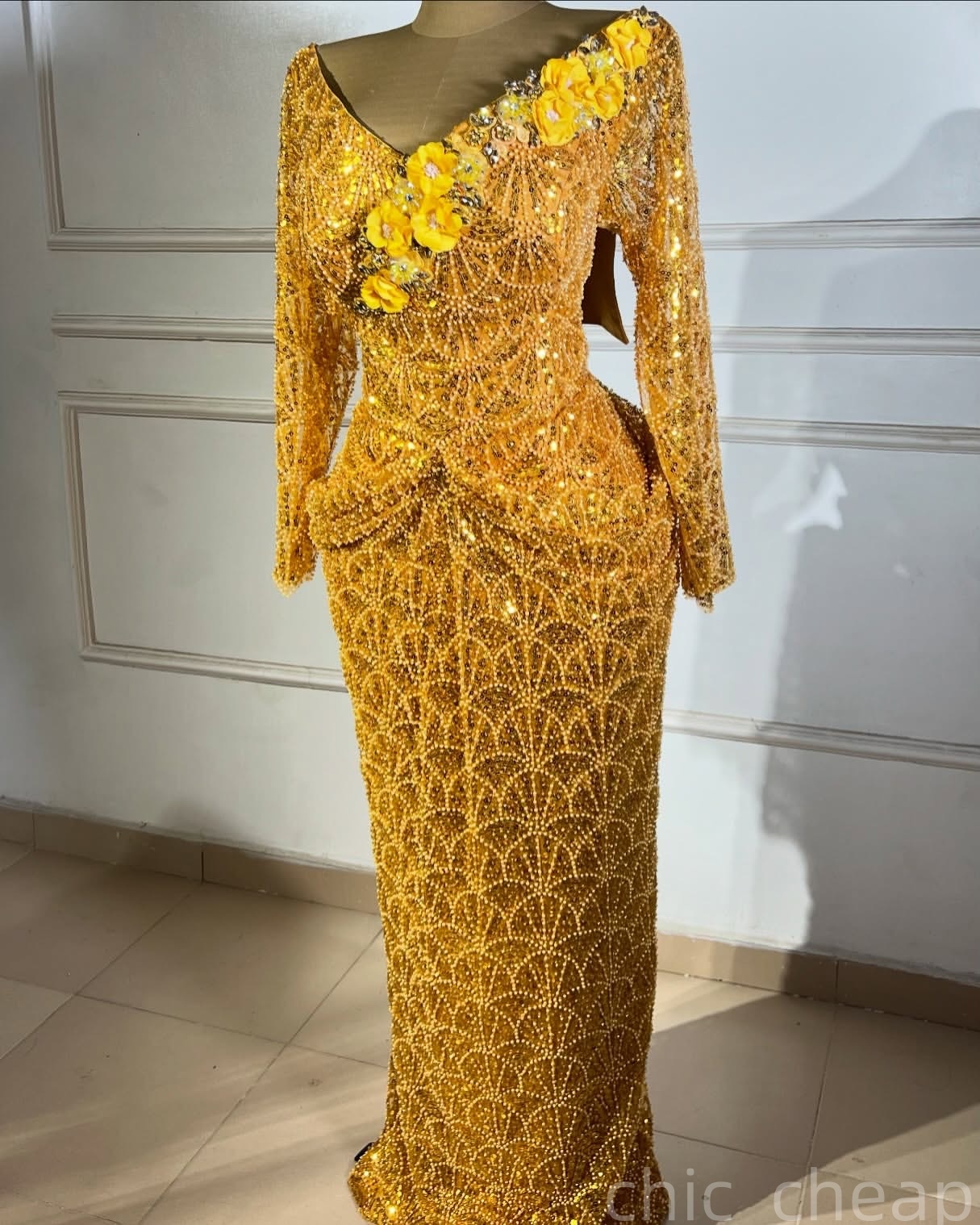 Yellow Sheath Prom Dresses 2025 Flowers Crystals V-neck Sequined Evening Formal Party Second Birthday Engagement Gowns Plus Size Dress For Special Occ