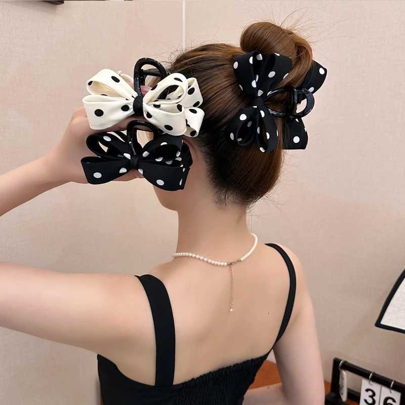 High-grade Polka Dot Bow Hair Clip Claw for Women Elegant Shark Clip High Ponytail Hairpin Back of Head Clip Z250729