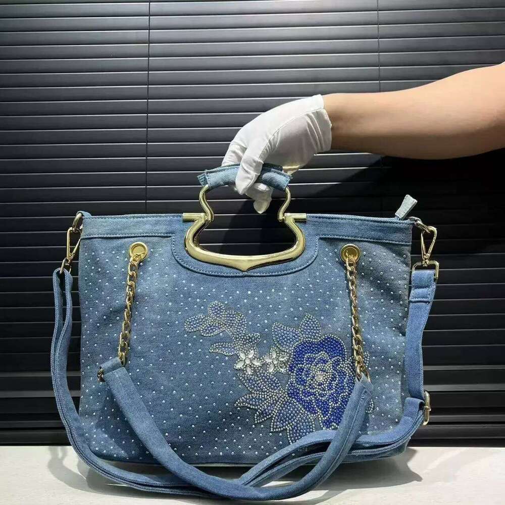 Luxury Designer Ladies Fashion Elegance Dia Shoulder, Large Capacity and Personalized Floral Sparkling Handbag