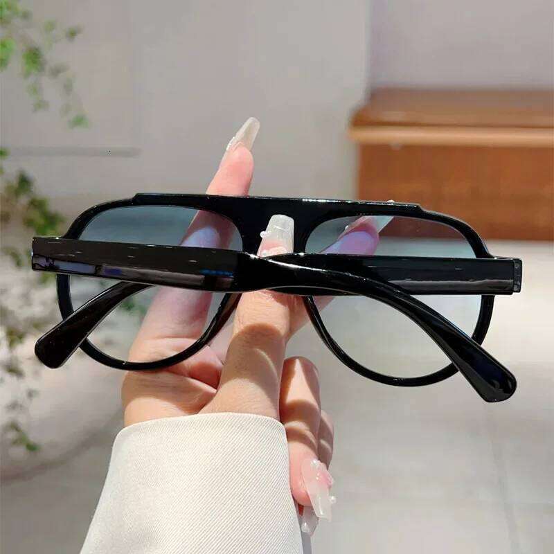 Vintage Brand Designer Oversized Pilot Sunglasses Women For Men Fashion Popular Big Frame New Sun Glasses Punk Eyeglasses