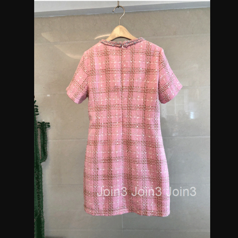 New Autumn Winter Fashion French Style Base Short Dress Slim Fit Elegant Little Fragrance Milk Short Sleeve Dress