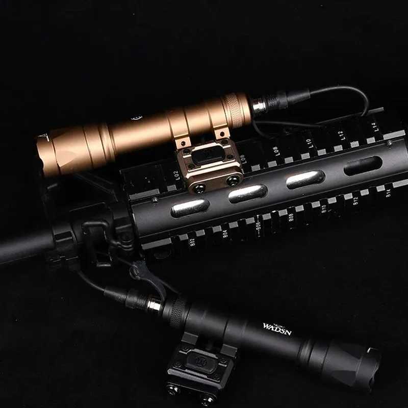 Tactical M300 M300A MINI Scout Light Metal Flashlight with Mode Button Switch Airsoft Weapon Light Hunting Rifle Flashlight R250728