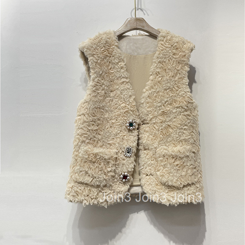 French Style Vest Autumn Winter New Fashionable Chic Age-Reducing Diamond Buckle Lamb Wool Vest Jacket for Women