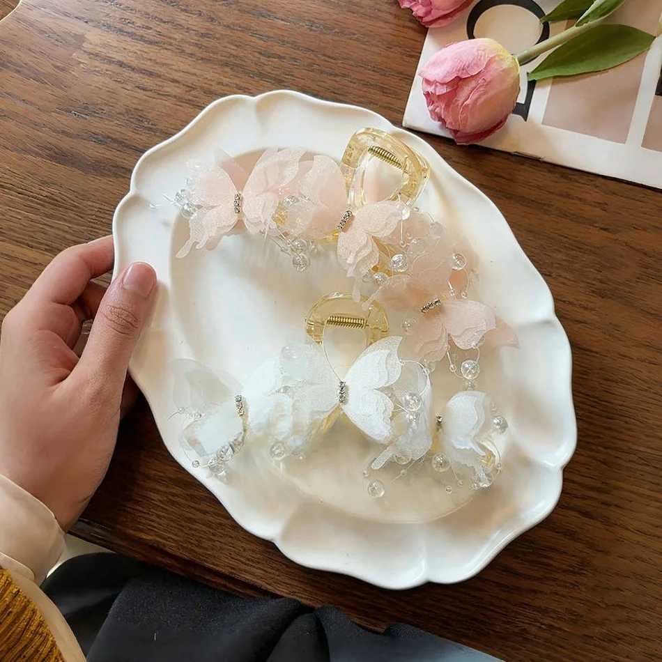 New Fashion Simulation Butterfly Hair Clips for Women Elegant Pearl Bow Ponytail Clip Sweet Crab Claw Hair Accessories Z250729
