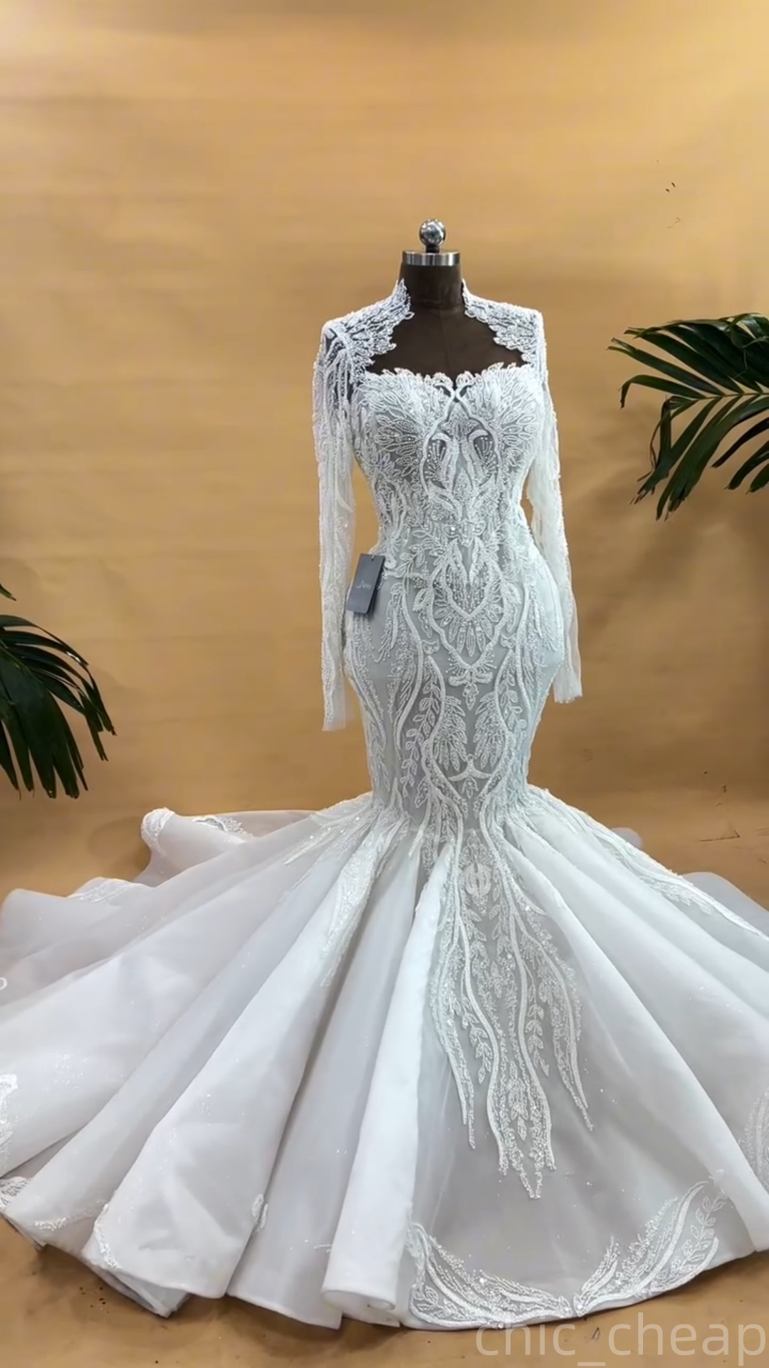 2025 Aso Ebi Plus Size Ivory Mermaid Wedding Dress Sequined Tulle Sheer Neck Full Sleeves Vintage Bridal Gowns Dresses ZJ0684