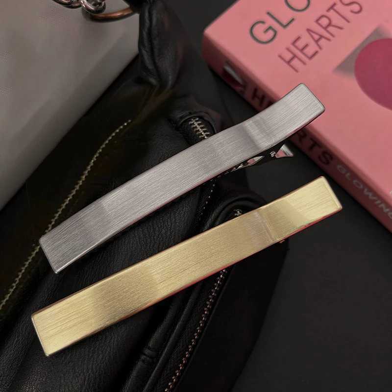 Korean Women Elegant Hair Clips Barrettes for Girls Metal Hair Claws Hairpin Bangs Duckbill Clip Ponytail Fashion Accessories Z250729