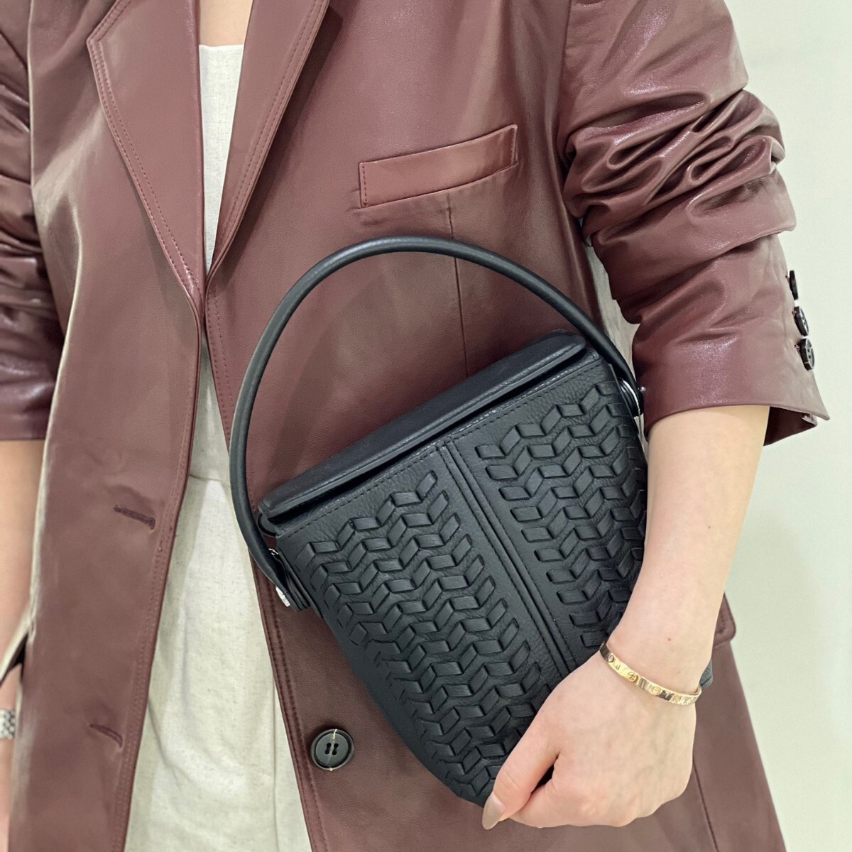 New Niche First Layer Cowhide Handwoven Handbag Fashion Versatile Crossbody Genuine Leather Women's Bag