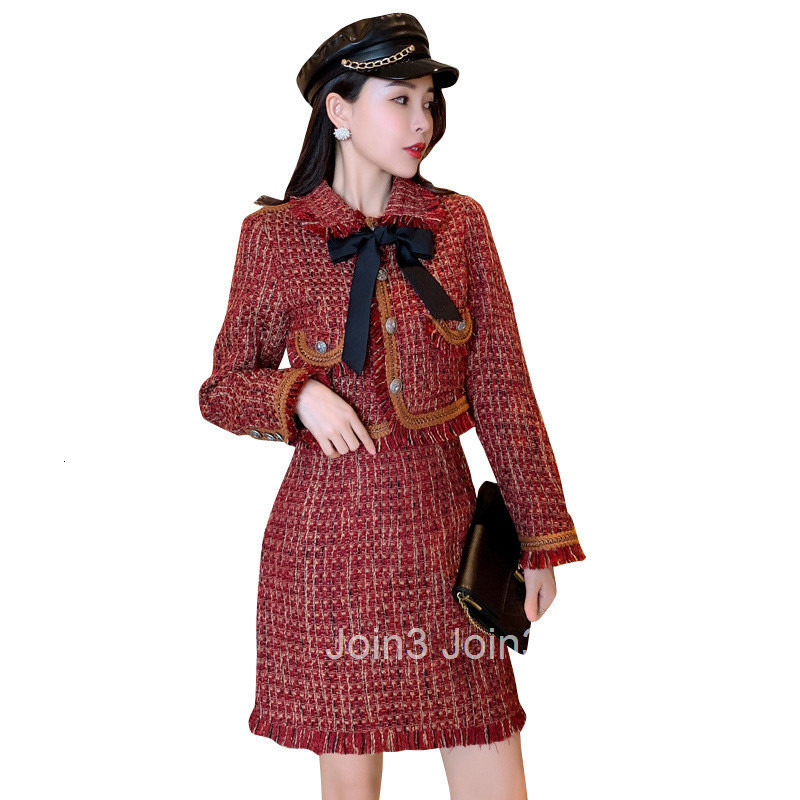 French New Year Festive Fragrance Suit Womens Autumn Winter Thick Floral Woolen Fashion Short Coat and Skirt Two-Piece Set