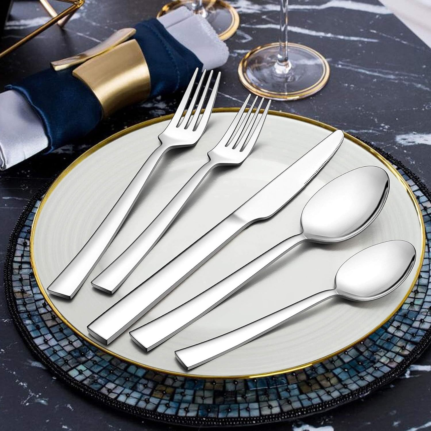20-Piece Stainless Steel Flatware Set for 4 Food Grade 18/0 Cutlery Set Mirror Polished Knife Fork Spoon Dishwasher Safe Rustproof