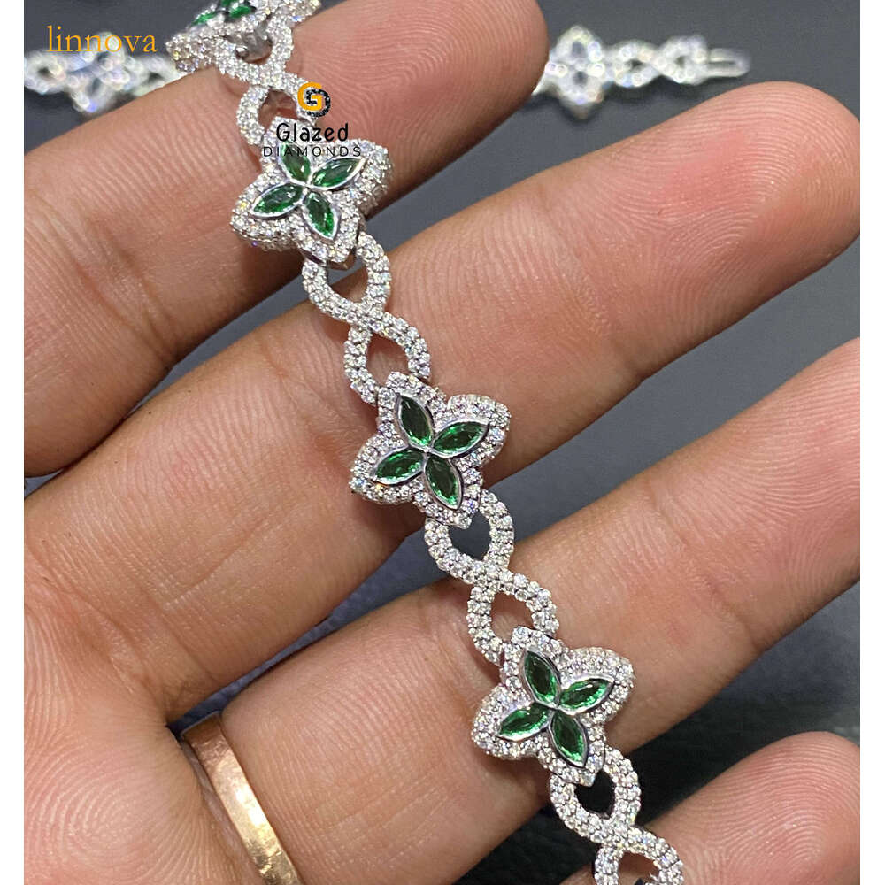 VVs Round Brilliant Cut Moissanite Dias Buss Down Hip Hop Infinity Link Clover Bracelet For Unisex In 10K Solid White Gold