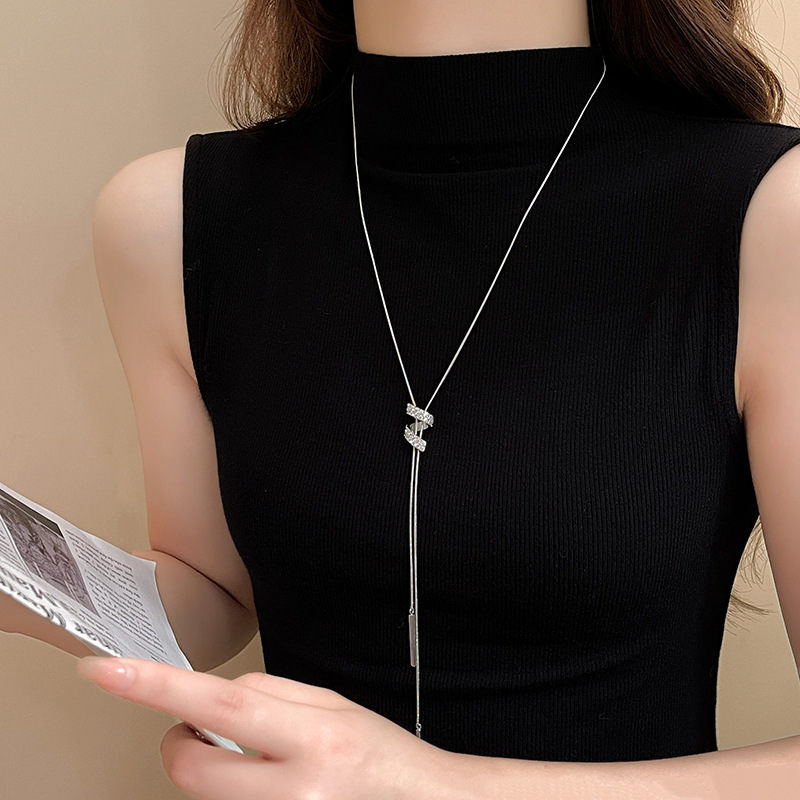 Adjustable Spiral Long Sweater Chain High-End Fashion New Non-Fading Necklace for Women Jewelry for Women