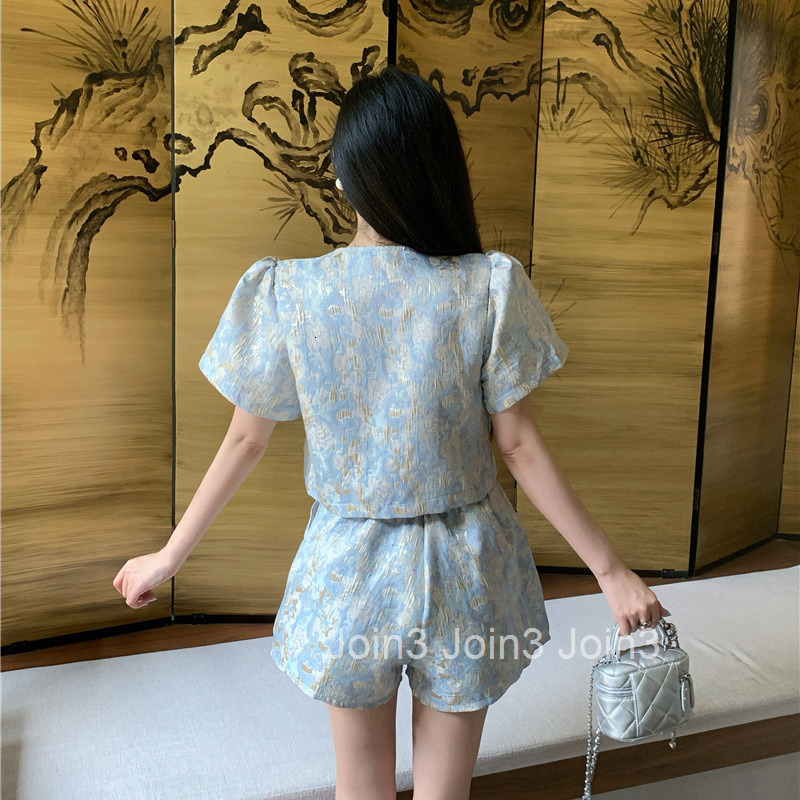 New French Style Summer Two-Piece Womens Jacquard Round Neck Loose Single-Breasted Slimming Short Sleeve Top + Shorts Set for Women