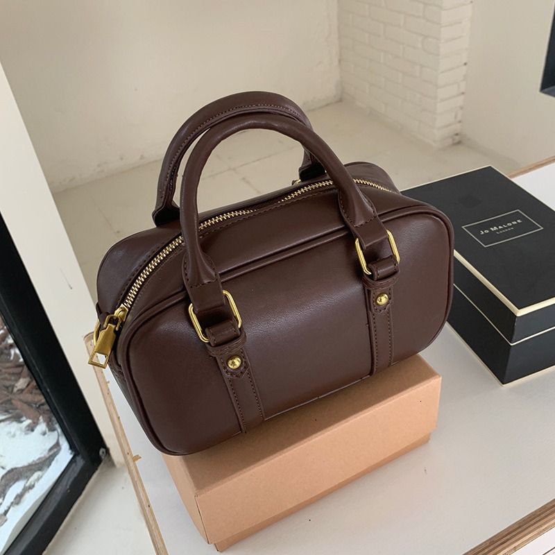 Designer Bag Milad Retro Commuter Bag Korean Version Messenger Bowling Bag For Luxury Bag Women 2025 New Handbag Single Shoulder Crossbody Bag tote ba