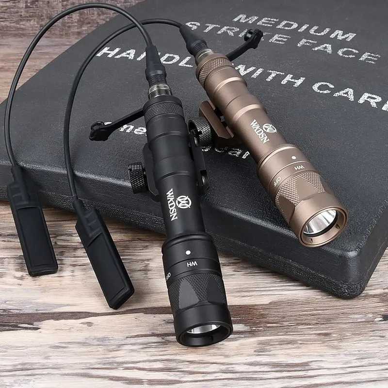 WADSN M600 M300 M600W M300W Tactical Strobe Flashlight Scout Light LED Hunting Rifle Weapon Accessories Fits 20mm Picatinny RailXJ250728