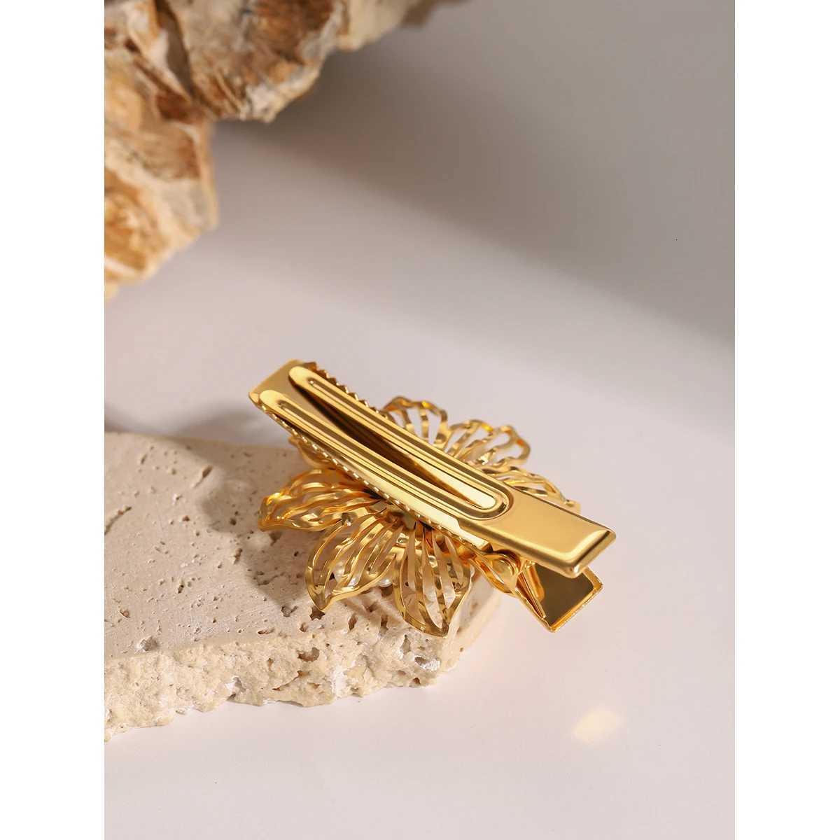 Uworld Statement Stainless Steel Acetate Sheet Flower Hollow Flower Hairpin Hair Accessories Waterproof Fashion Jewelry Hair Clip Z250729