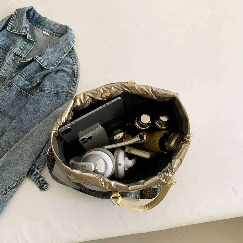 Fashion Large Padded Handbags Designer Quilted Women Shoulder Bags Nylon Down Cotton Crossbody Bag Winter Tote Big