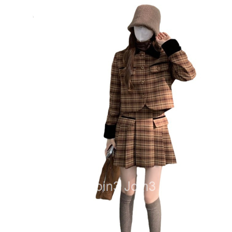 Winter New Melad Plaid Quilted Long Sleeve Jacket Top and Half Skirt Two-Piece Woolen Set