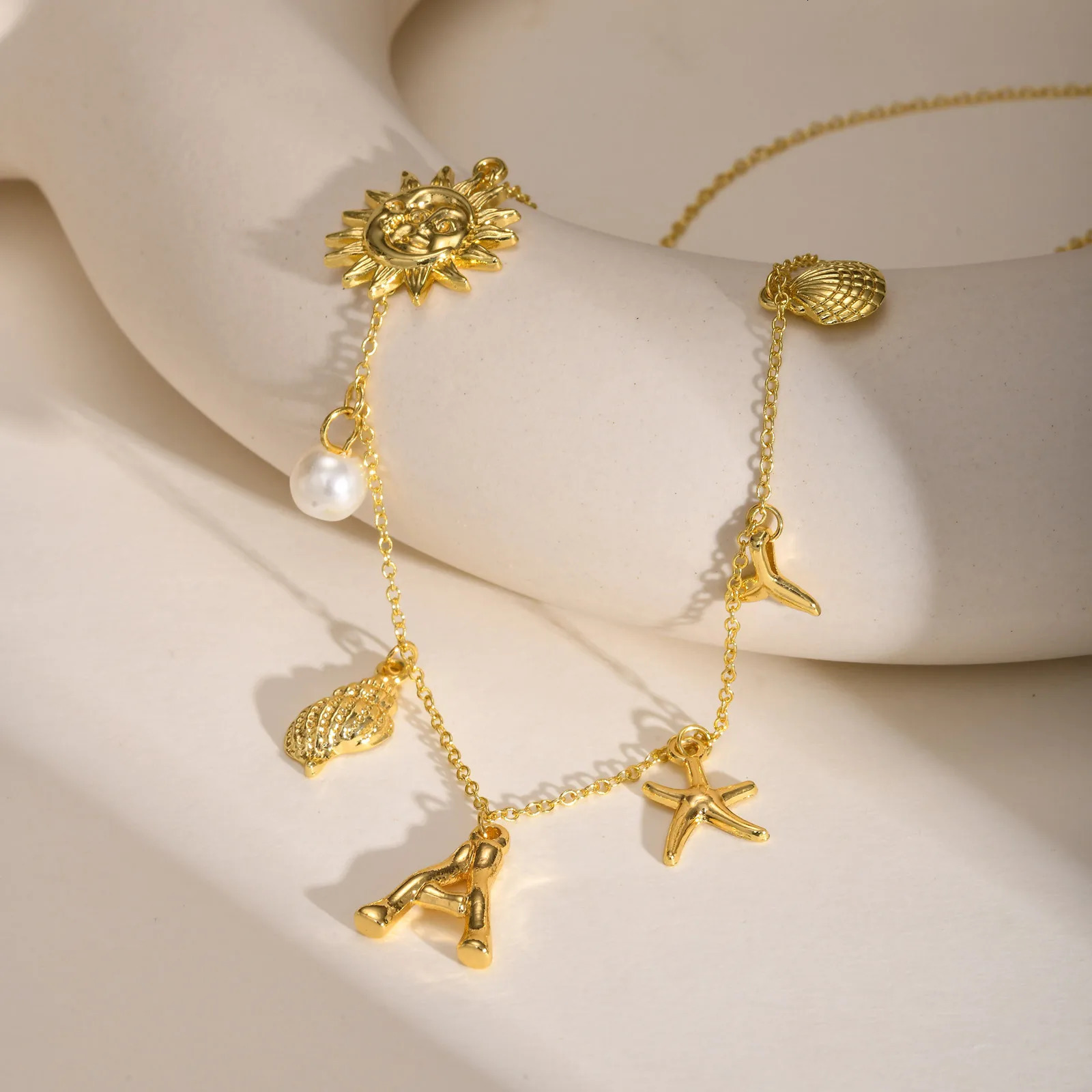 Initial Charms Necklace for Women Boho Seashell Starfish Beach Letter A-Z Pendant Summer Beach Vacation Jewelry 250729