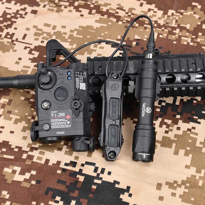Vadsn La5 Peq Peq15 Red Green Blue Laser Indicator M300 Flashlight Scout Light Hunting Accessory Pressure Switch AirsoftXJ250728