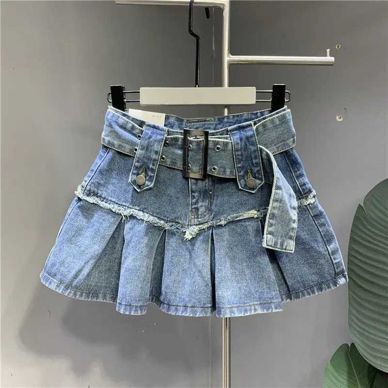Vintage Light Blue Pleated Denim Skirts 2025 Summer New A-line Short Skirt for Women Y2k High Waist Sexy Skirts for Women R250728