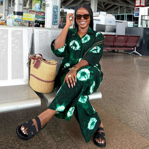 Plus Size Women's Printed Casual Long Sleeve Shirt And Pants Fashionable Two-Piece Set For Women B5