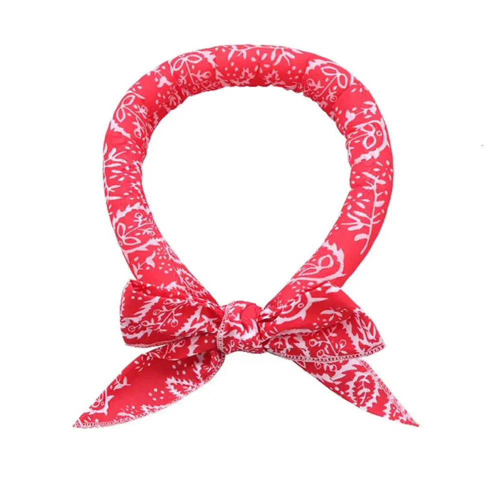 Summer Pet Cooling Ice Scarf Cool Towel Heatstroke Collar Dogs Bib Dog Supplies Adjustable K3h3 250729