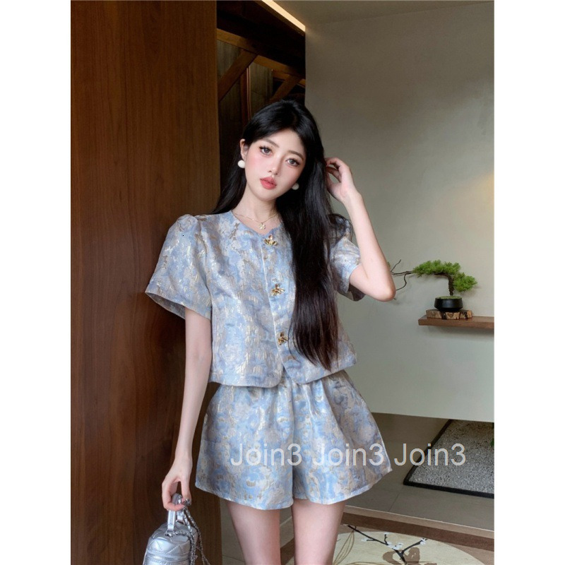 New French Style Summer Two-Piece Womens Jacquard Round Neck Loose Single-Breasted Slimming Short Sleeve Top + Shorts Set for Women